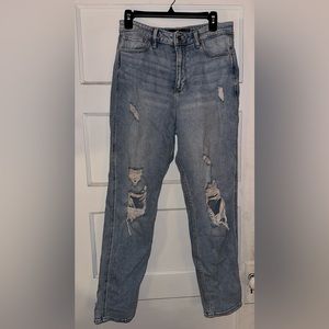 Hollister ultra high-rise mom jean